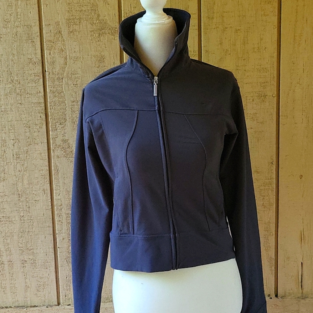 Nike dri-fit cropped Jacket